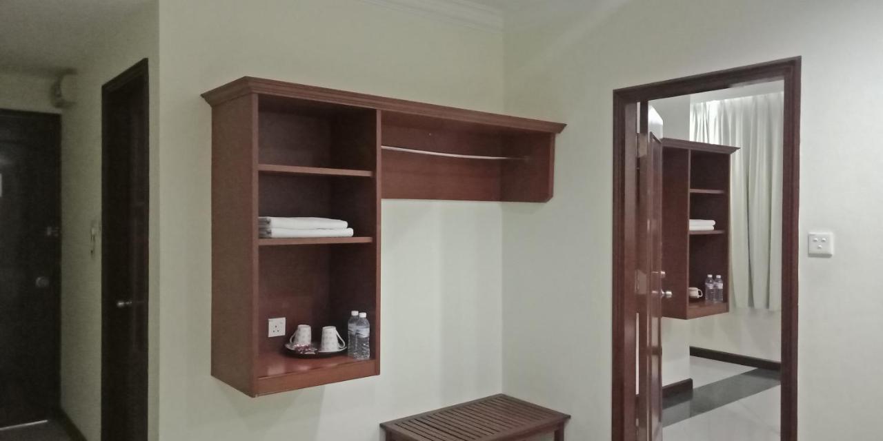 The Upper Deck Hotel Kudat Eksteriør bilde