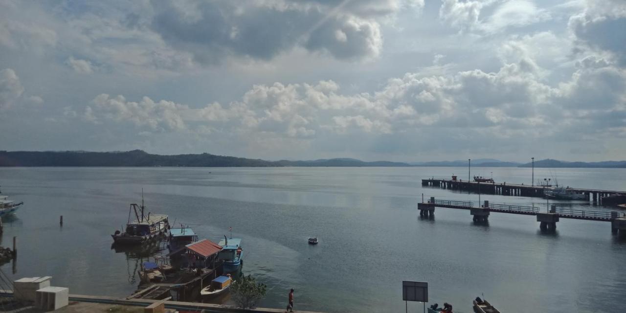 The Upper Deck Hotel Kudat Eksteriør bilde