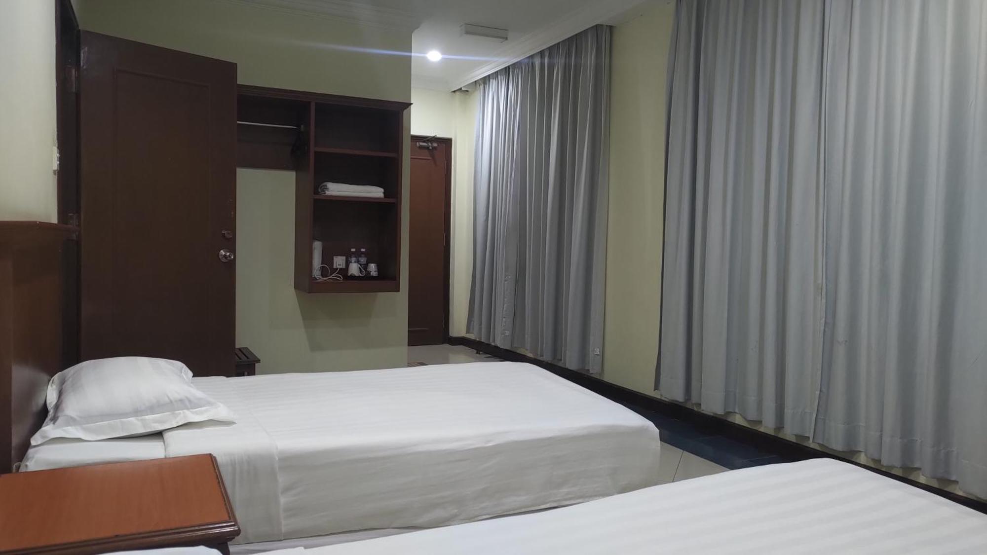 The Upper Deck Hotel Kudat Eksteriør bilde
