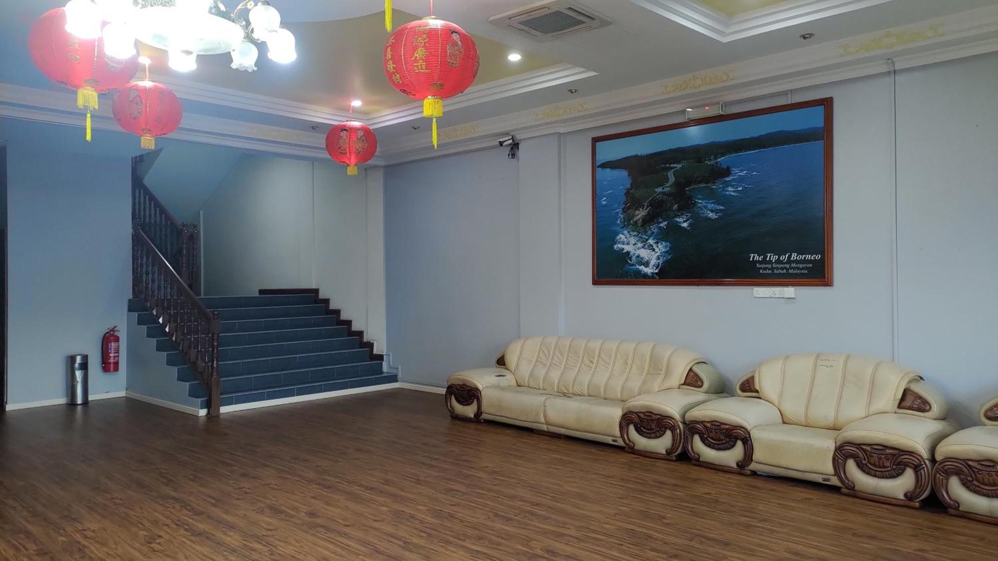 The Upper Deck Hotel Kudat Eksteriør bilde